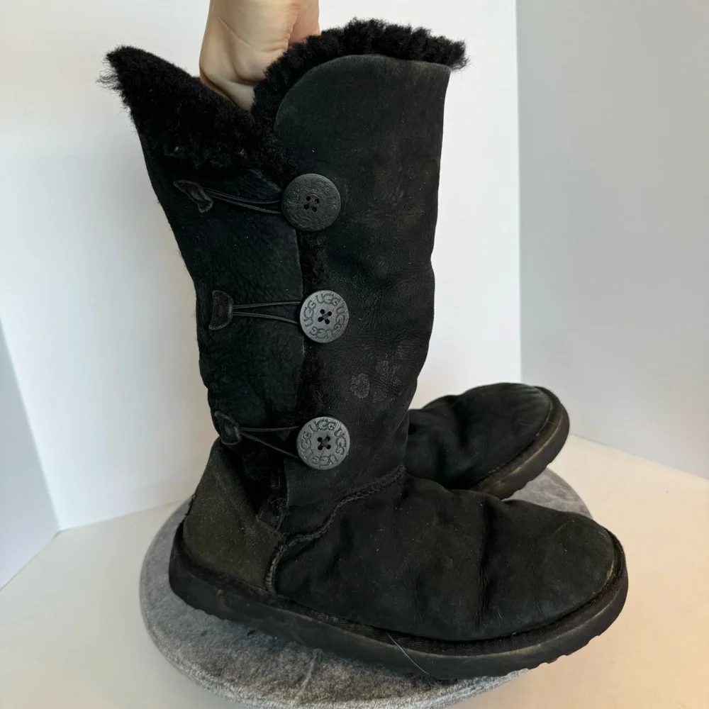 Ugg Tall Triple Button Bailey Fur Lined Boots 10 Black